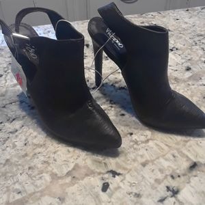 Mossimo  closed toe open heels nwt